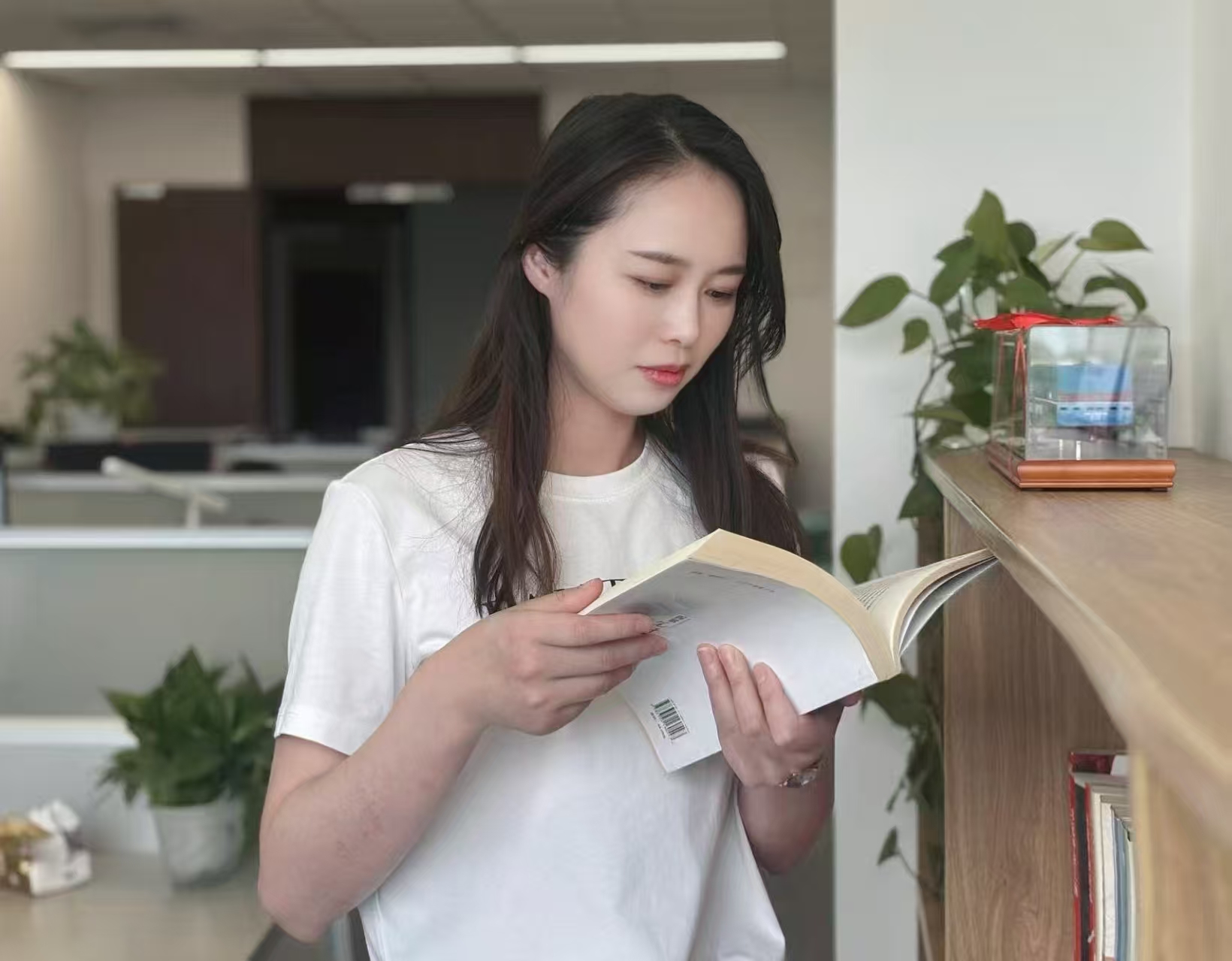 zhangmeiling.jpg